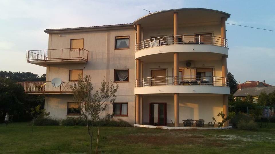 Apartmani Subasic Rubesi エクステリア 写真